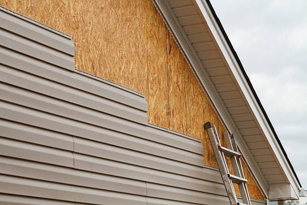 24/7 Emergency Vinyl Siding experts in Fort Eustis, VA